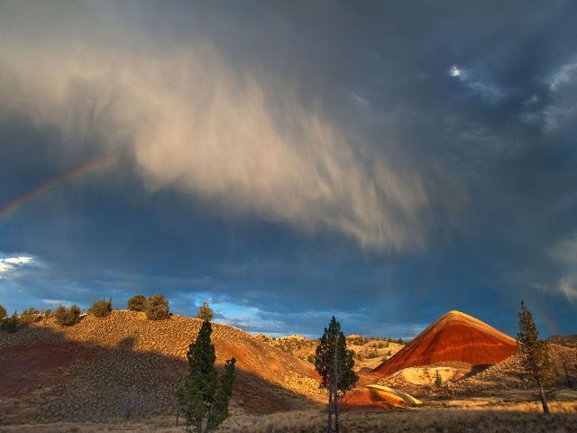 Painted Hills Rainbow