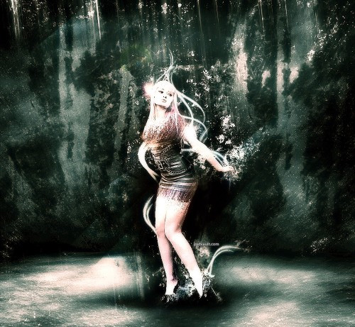 Great Lighting and Shattered Effect in Photoshop adobe photo editing tutorials 13 30 Photoshop Photo Editing Tutorials