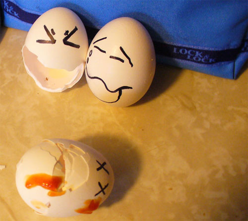 egg17 30 Funny and Clever Emotions Egg Photography by Artist