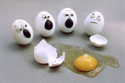 egg2 30 Funny and Clever Emotions Egg Photography by Artist