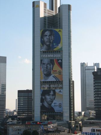 Building advertising FIFA WM