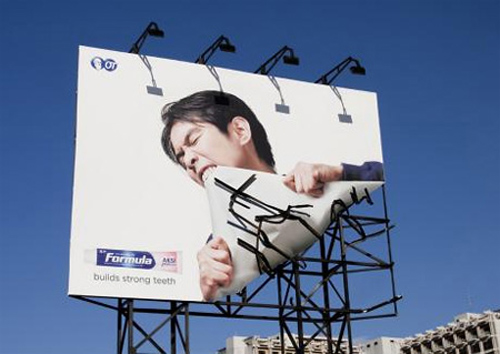 billboard9 35 Clever and Creative Billboard Advertising