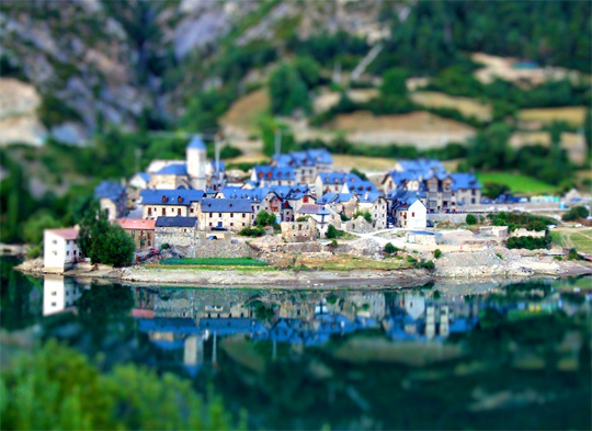 tilt shift 23 35 Awesome Examples of Tilt Shift Photography